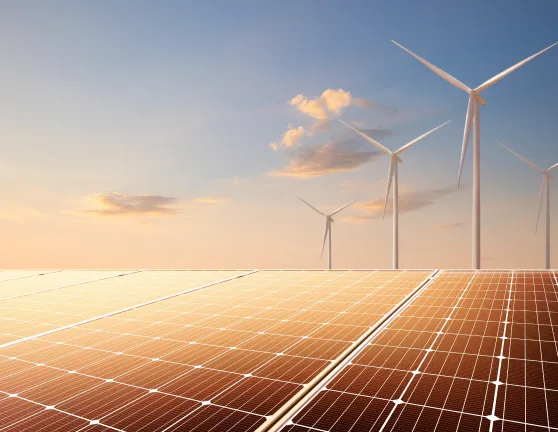 Placas solares y de fondo molinos de viento